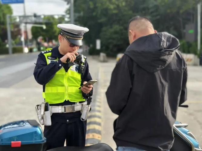 @上海司机 交警已启用无人机执法取证 6处点位正在试点