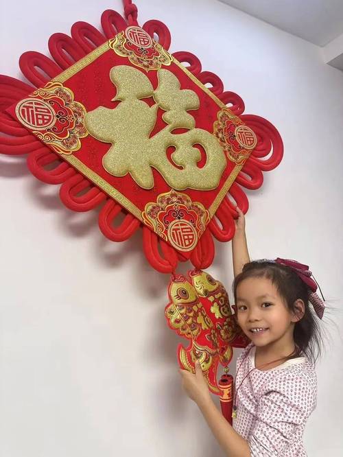 萌娃春节大拜年 海南省图书馆开展“图书馆里贺新春”活动