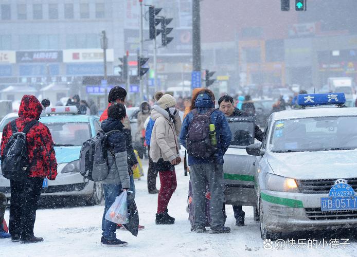 厚衣服先别收!明起寒潮将携雨雪雷电强势登场 局地降温超20℃