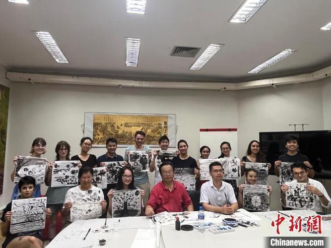 湖北名家在巴西圣保罗举办“诗画中国”水墨画展