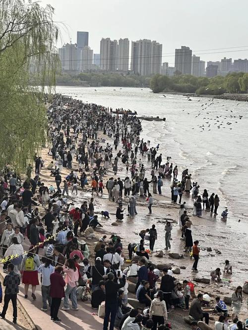 黄河风情线大景区假期接待游客131.8万人次